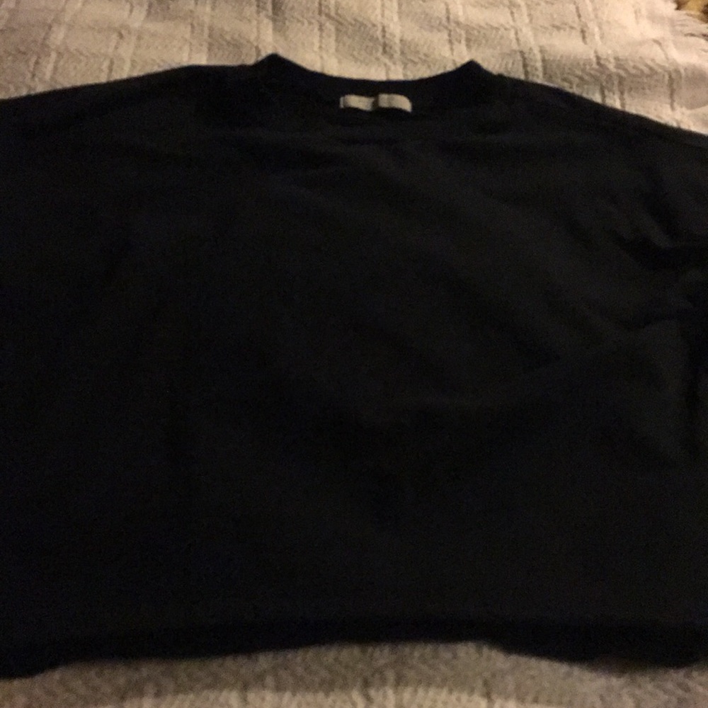 Black Cropped Pullover